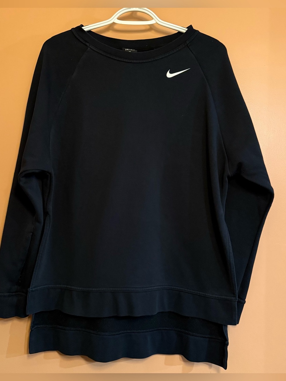 Nike Dri-FIT Women’s S Black Sporty Athleisure High-Low Pullover